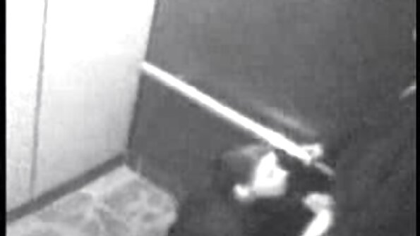 Big cock is the most important thing for gamer's girlfriend