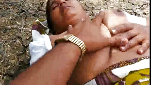 A fine woman that works out is getting a creampie in a gangbang